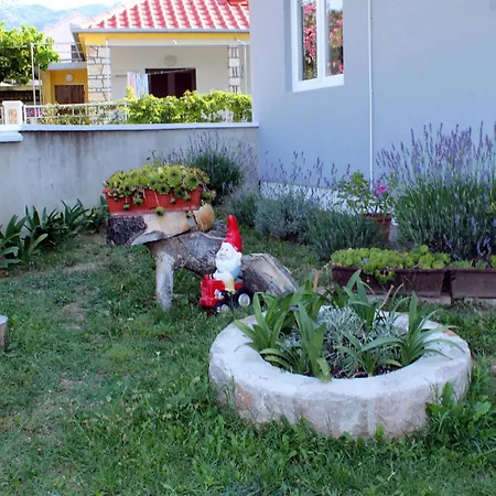 With Parking Space Seline, Paklenica - 6603 *