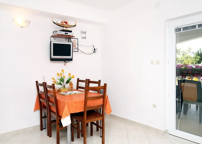 公寓 With Parking Space Seline, Paklenica - 6603