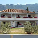 Appartement With Parking Space Seline, Paklenica - 6603 *