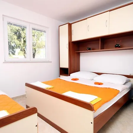 With Parking Space Seline, Paklenica - 6603 * 스타리그라드 파클레니차