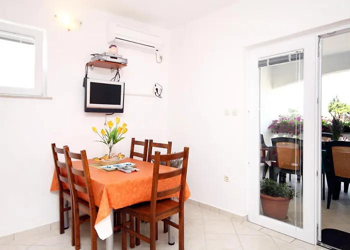 With Parking Space Seline, Paklenica - 6603 Апартаменты Стариград-Пакленица