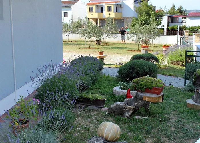 Апартаменты With Parking Space Seline, Paklenica - 6603 Стариград-Пакленица